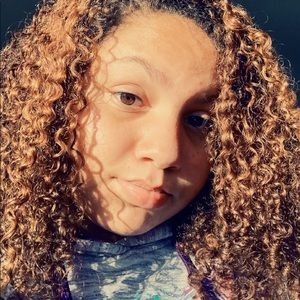 Meet your Posher, Tess